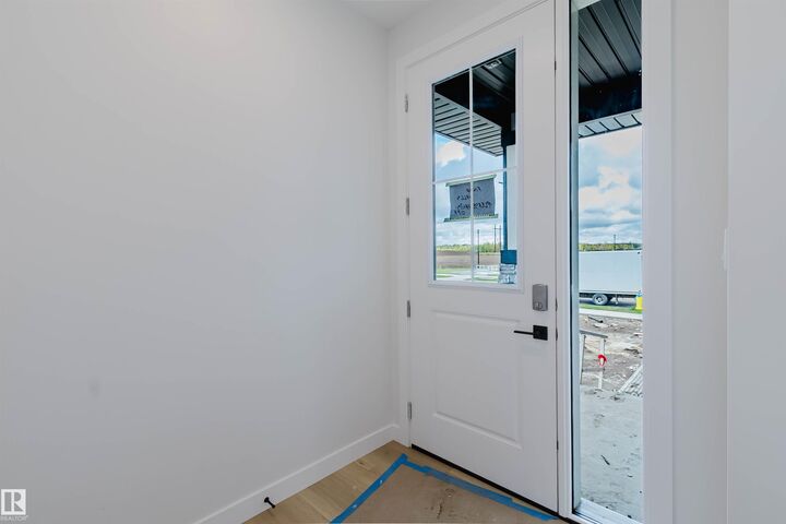 Property Photo:  211 Edgemont Green NW  AB T6M 3J6 