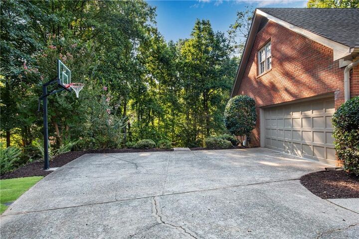 Property Photo:  750 Arkwith Way  GA 30022 