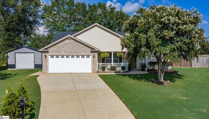 Property Photo:  222 Legacy Drive  SC 29349 