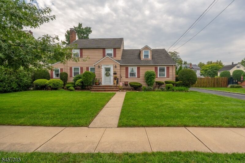 Property Photo:  719 Locust St  NJ 07204 