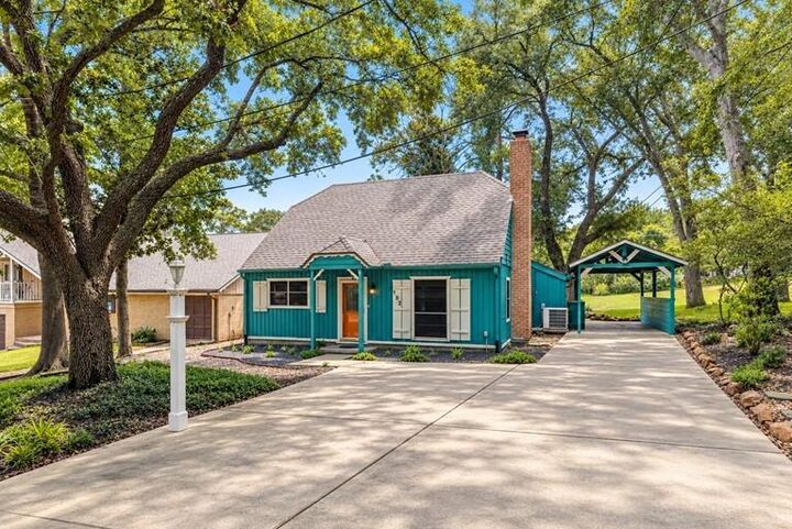Property Photo:  132 Paradise Valley  TX 77304 