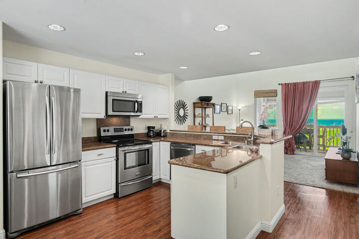 Property Photo:  75-6060 Kuakini Hwy I22  HI 96740 
