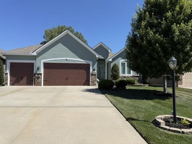 Property Photo:  3357 SW Jessie Lane  MO 64082 