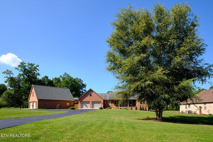 Property Photo:  837 E Deer Creek Drive  TN 38571 