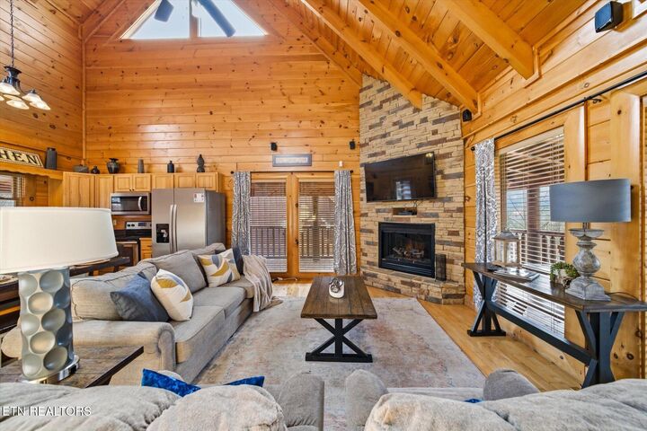 Property Photo: 1959 Cougar Crossing Way TN 37876