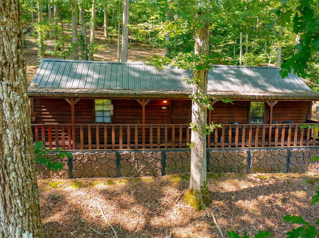 Property Photo:  411 Alum Cave Road  KY 40402 