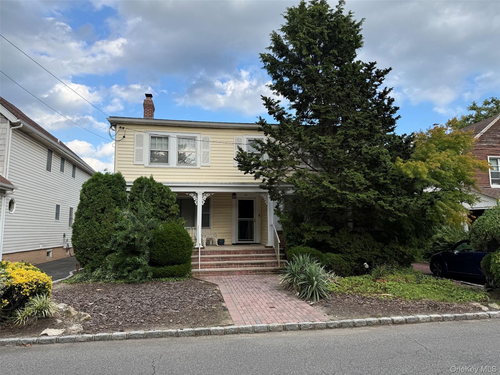 Property Photo:  82 Auerbach Lane  NY 11559 