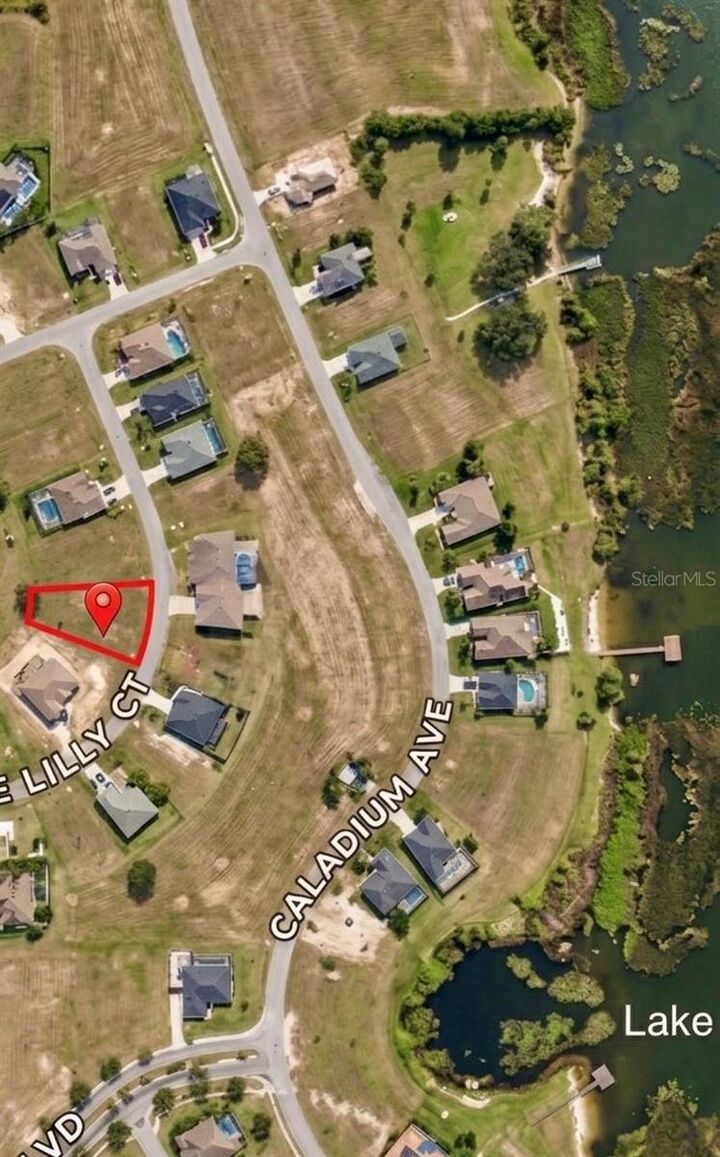 Property Photo: 237 Pine Lilly Court FL 33850