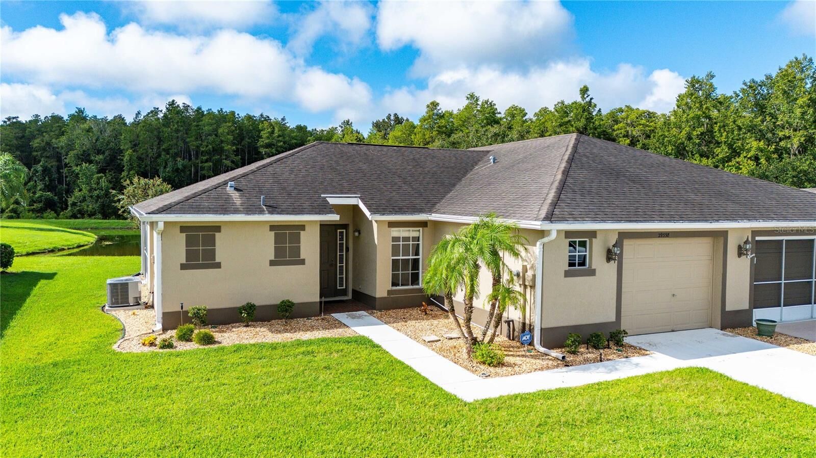 Property Photo:  29338 Marker Loop  FL 33576 