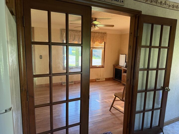 Property Photo: 506 N Elevator Road MI 48634