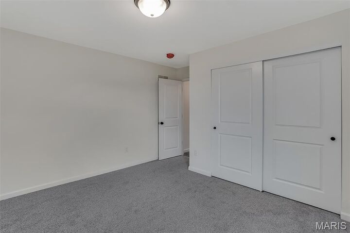 Property Photo:  524 Evening Primrose Drive  MO 63385 