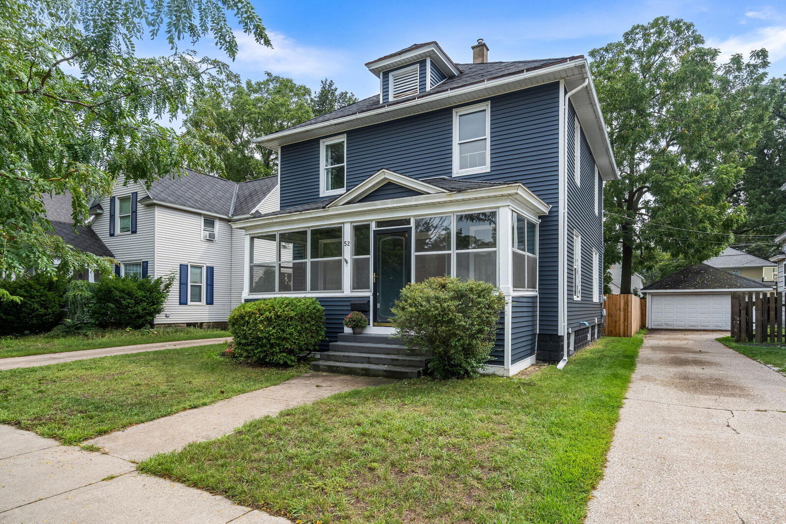 Property Photo: 52 W 17th Street MI 49423