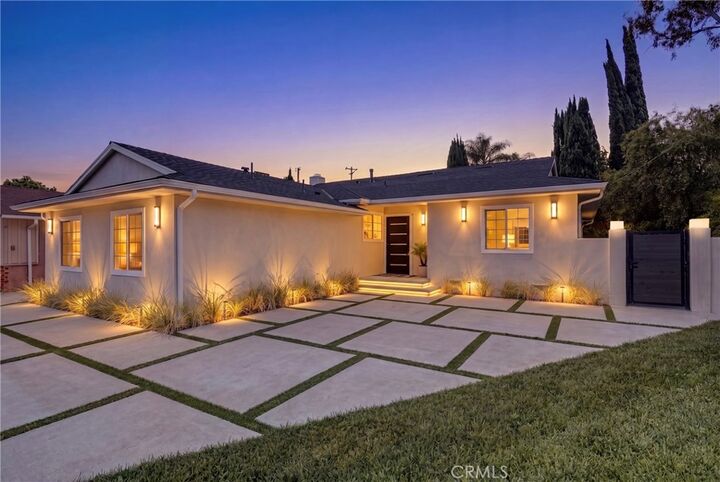 Property Photo:  13131 Crewe Street  CA 91605 