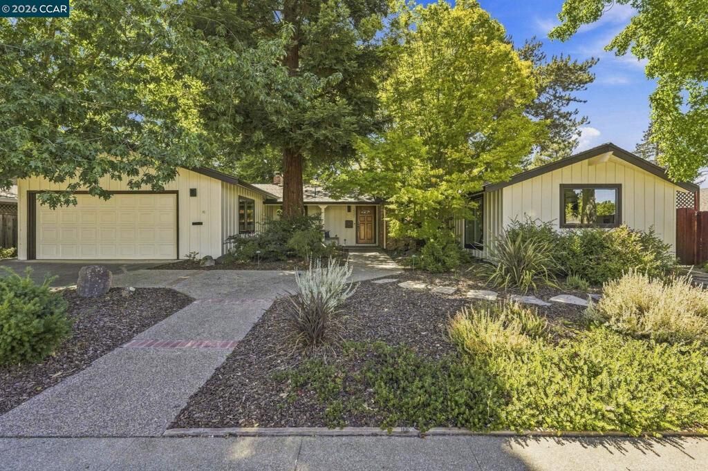 Property Photo:  2737 San Antonio Dr  CA 94598 