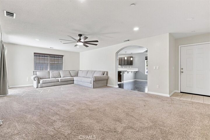 Property Photo:  655 Armand Avenue  CA 93451 