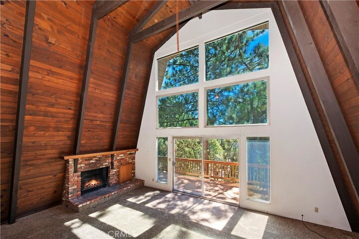 Property Photo: 1753 Nob Hill Drive CA 92382