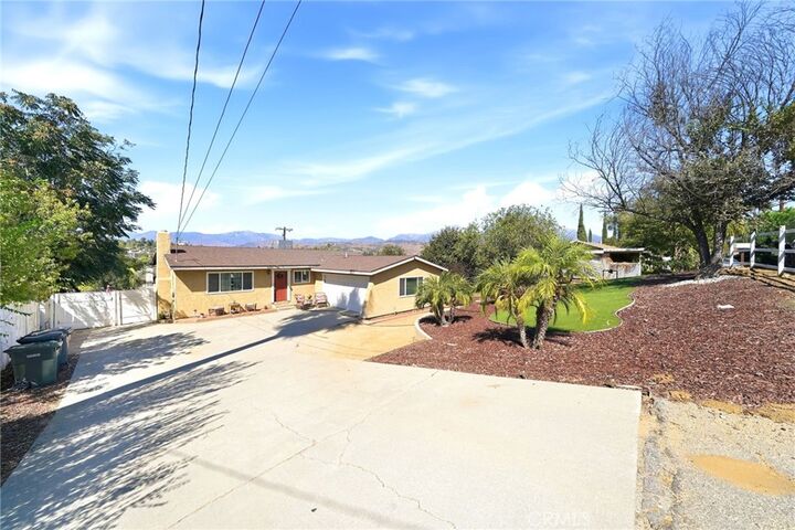 Property Photo:  31642 Florida Street  CA 92373 