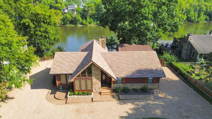 Property Photo:  1317 Fernbank Dr  TN 37115 