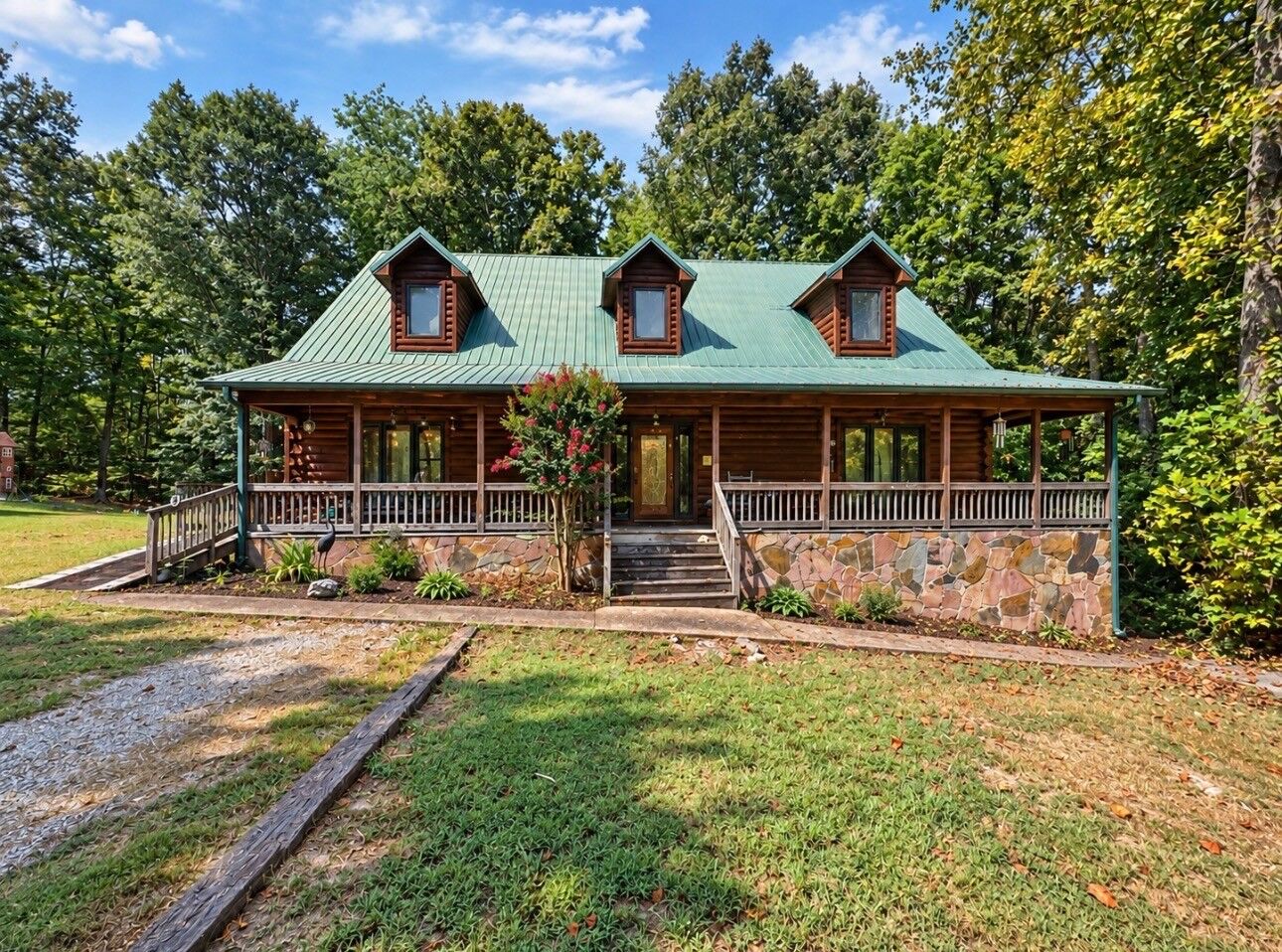 Property Photo: 134 Oak Dr TN 37166