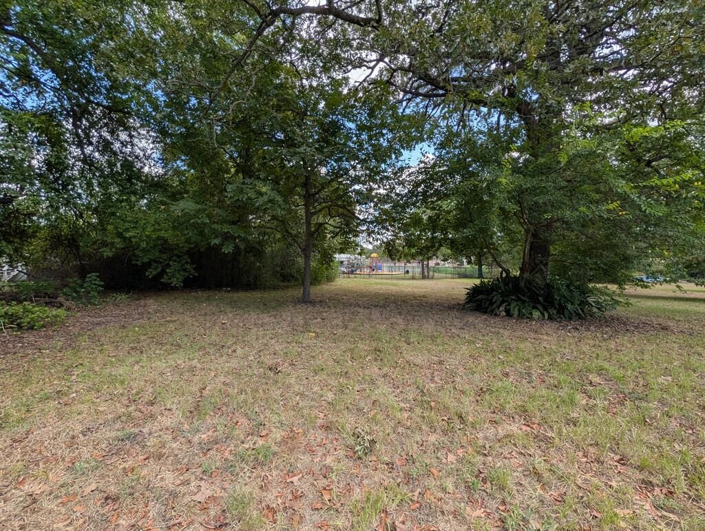 Property Photo:  1214 Culverhouse Street  TX 75904 