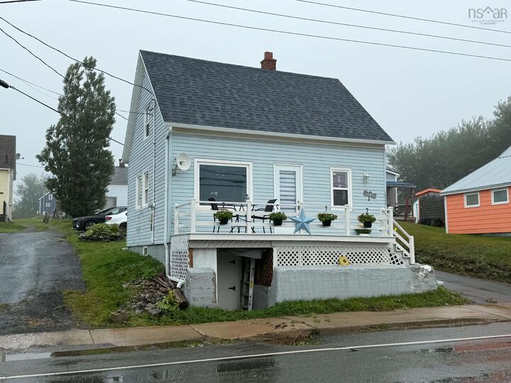 Property Photo:  15330 Cabot Trail  NS B0E 1H0 
