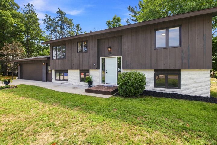 Property Photo: 151 Riverside Street MN 55051