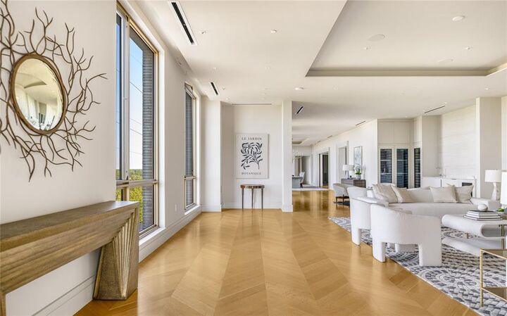 Property Photo:  4205 Buena Vista Street 501  TX 75205 