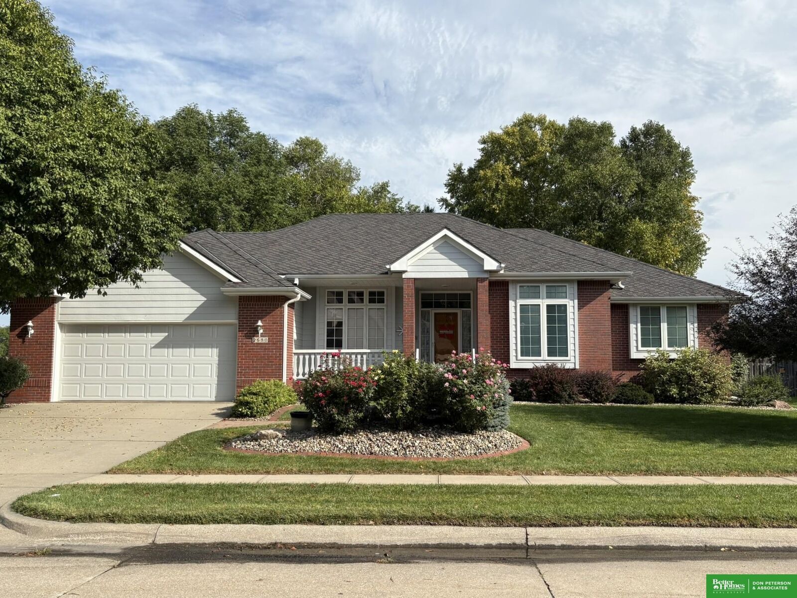 Property Photo:  2680 Park Place Drive  NE 68025 