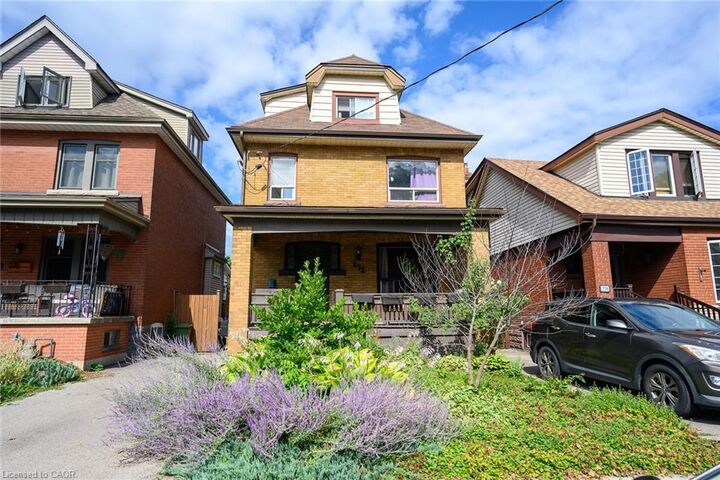 Property Photo:  272 Houghton Avenue S  ON L8K 2N3 