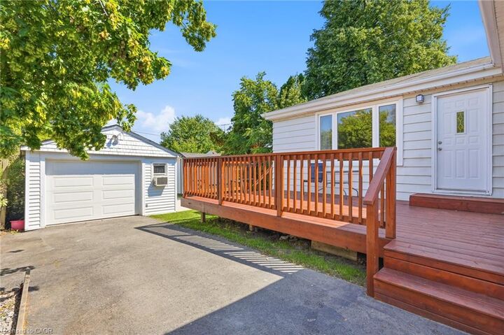 Property Photo:  197 East 44th Street  ON L8T 3Y5 