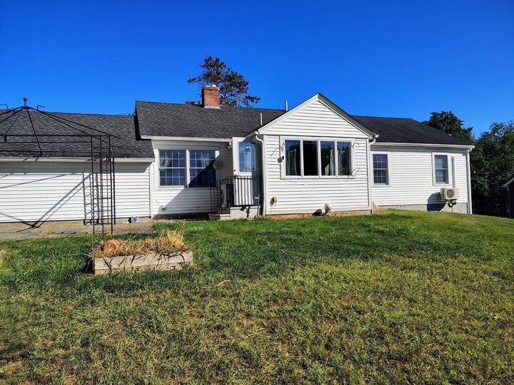 Property Photo:  18 Crown St  MA 01562 