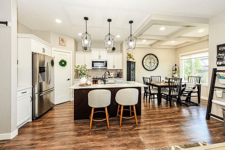Property Photo:  2603 63 Street  AB T4V 5J6 