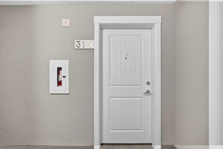 Property Photo:  110 Auburn Meadows View SE 314  AB T3M 2M2 