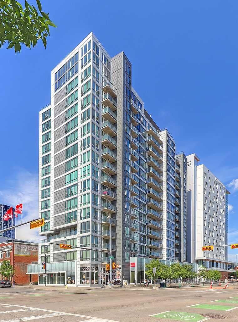 Property Photo: 450 8 Avenue SE 912 AB T2G 1T2
