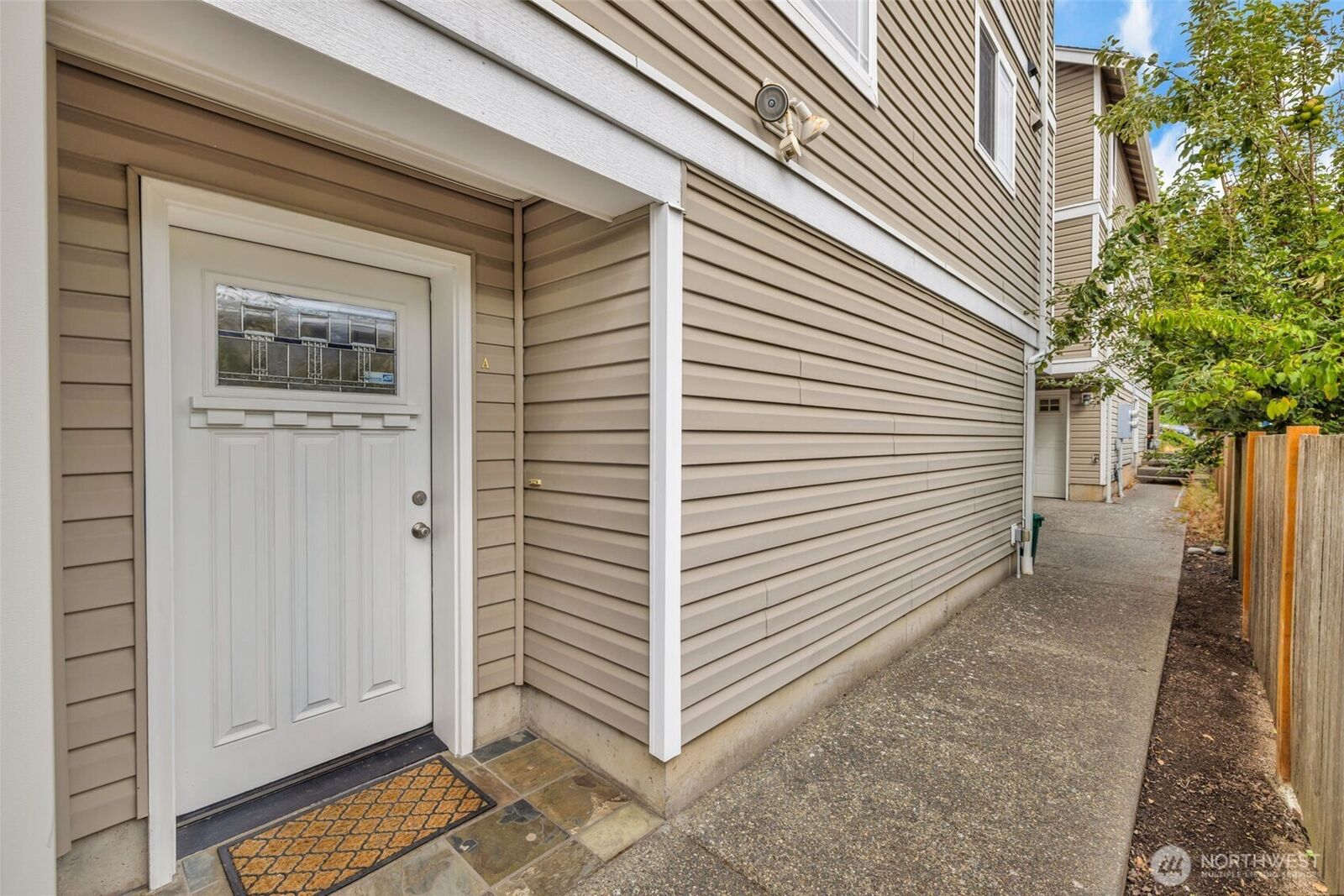 Property Photo:  6331  42nd Avenue SW A  WA 98136 
