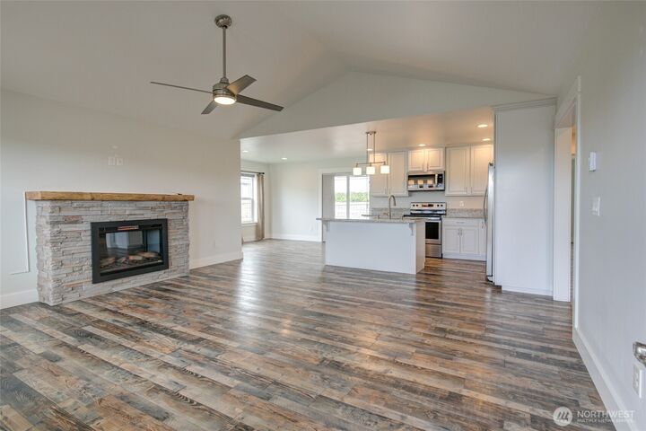 Property Photo:  1092  Crestshire Loop SW  WA 98569 