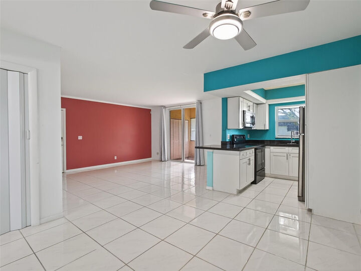 Property Photo: 8400 W Sample Road 203 FL 33065