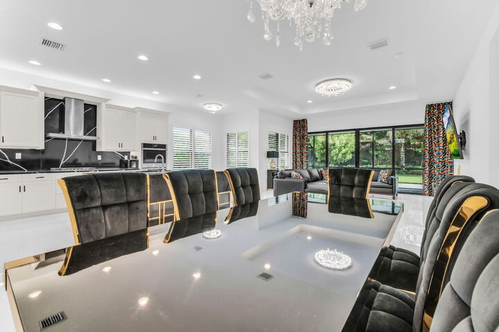 Property Photo: 9285 Mountain Pine Grove FL 33473
