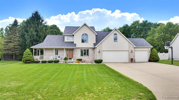 Property Photo:  6367 Boulder Drive  MI 48433 