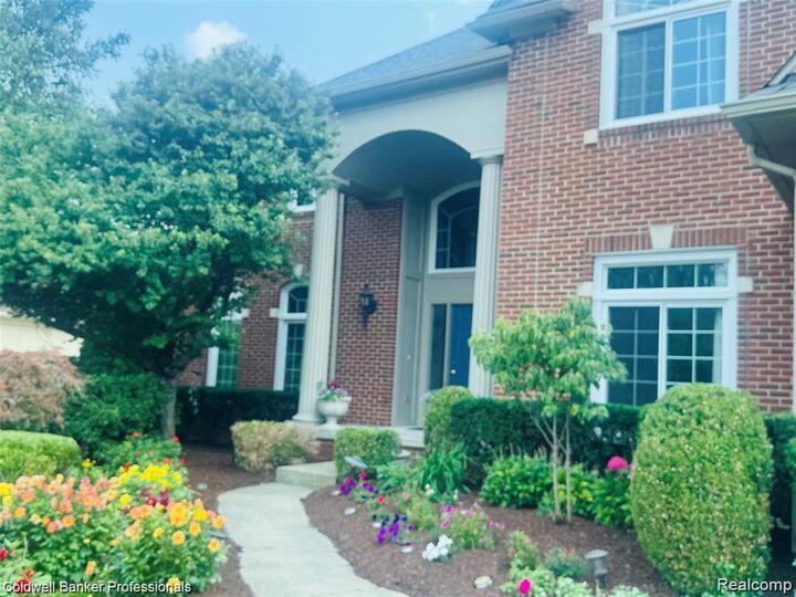 Property Photo:  171 Millstone Drive  MI 48084 