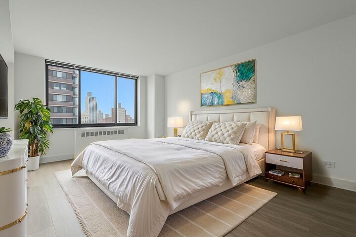 Property Photo:  1735 York Avenue 19E  NY 10128 