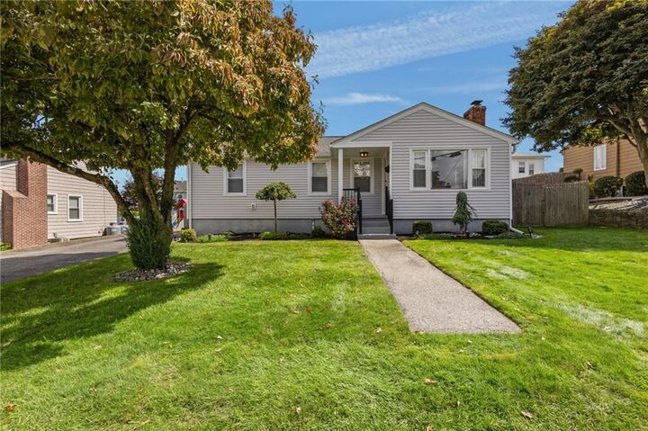 Property Photo:  10 Summit Avenue  RI 02919 
