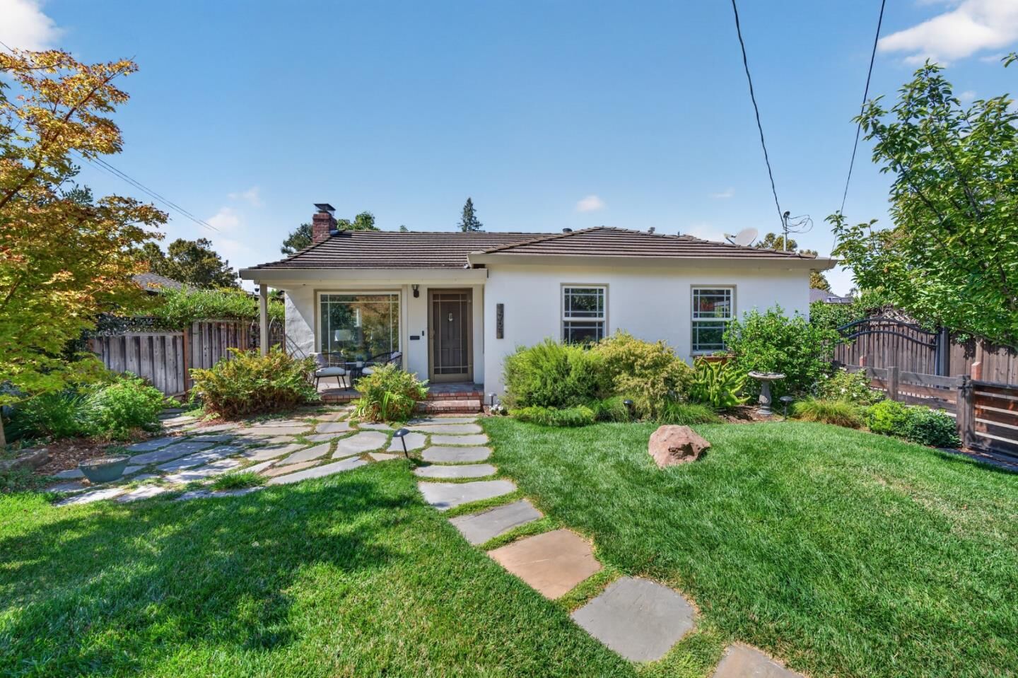 Property Photo:  1721 Alberta Avenue  CA 95125 