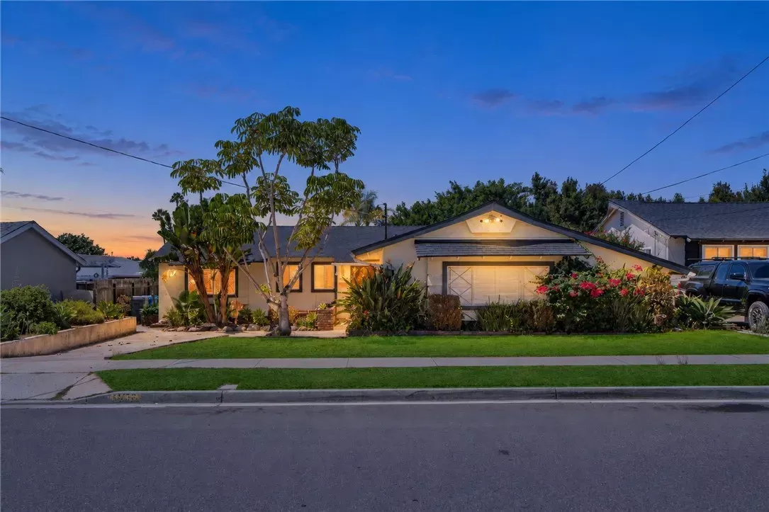 Property Photo: 3752 Mount Abbey Avenue CA 92111