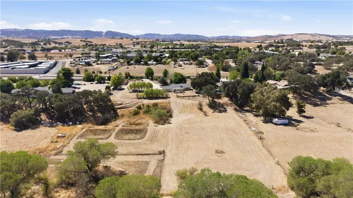 Property Photo: 6578 Northstar Ln CA 93446