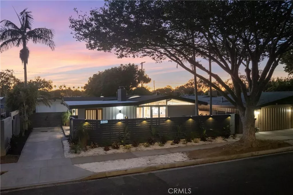 Property Photo: 3253 Lees Avenue CA 90808