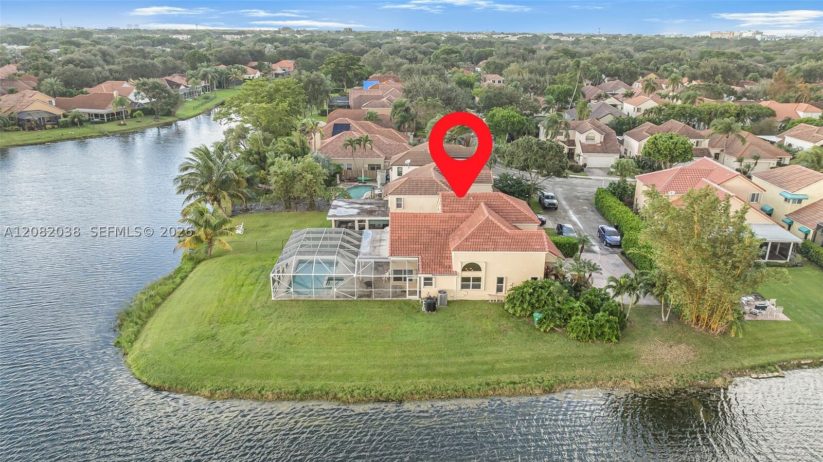 Property Photo: 2873 Oak Park Cir FL 33328
