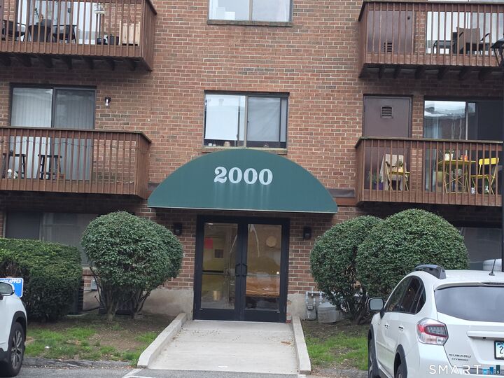 Property Photo: 2320 Harbor View Drive 2320 CT 06067