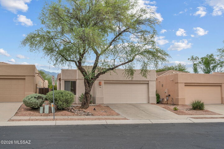 Property Photo: 7385 E Placita Sacra AZ 85715