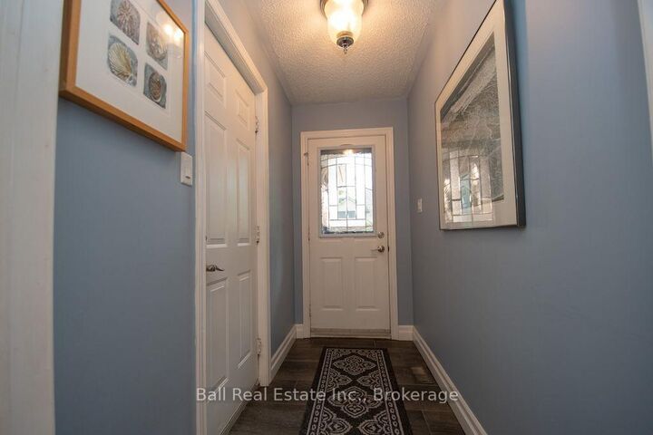 Property Photo:  25 Charles Court  ON K0L 2H0 